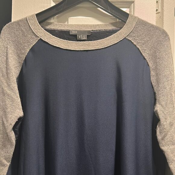 Vince Navy/Gray Sweater, Size Small - Picture 2 of 7